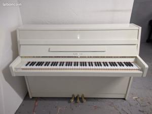 Occasion Yamaha C108 Blanc Satiné  (Japon)