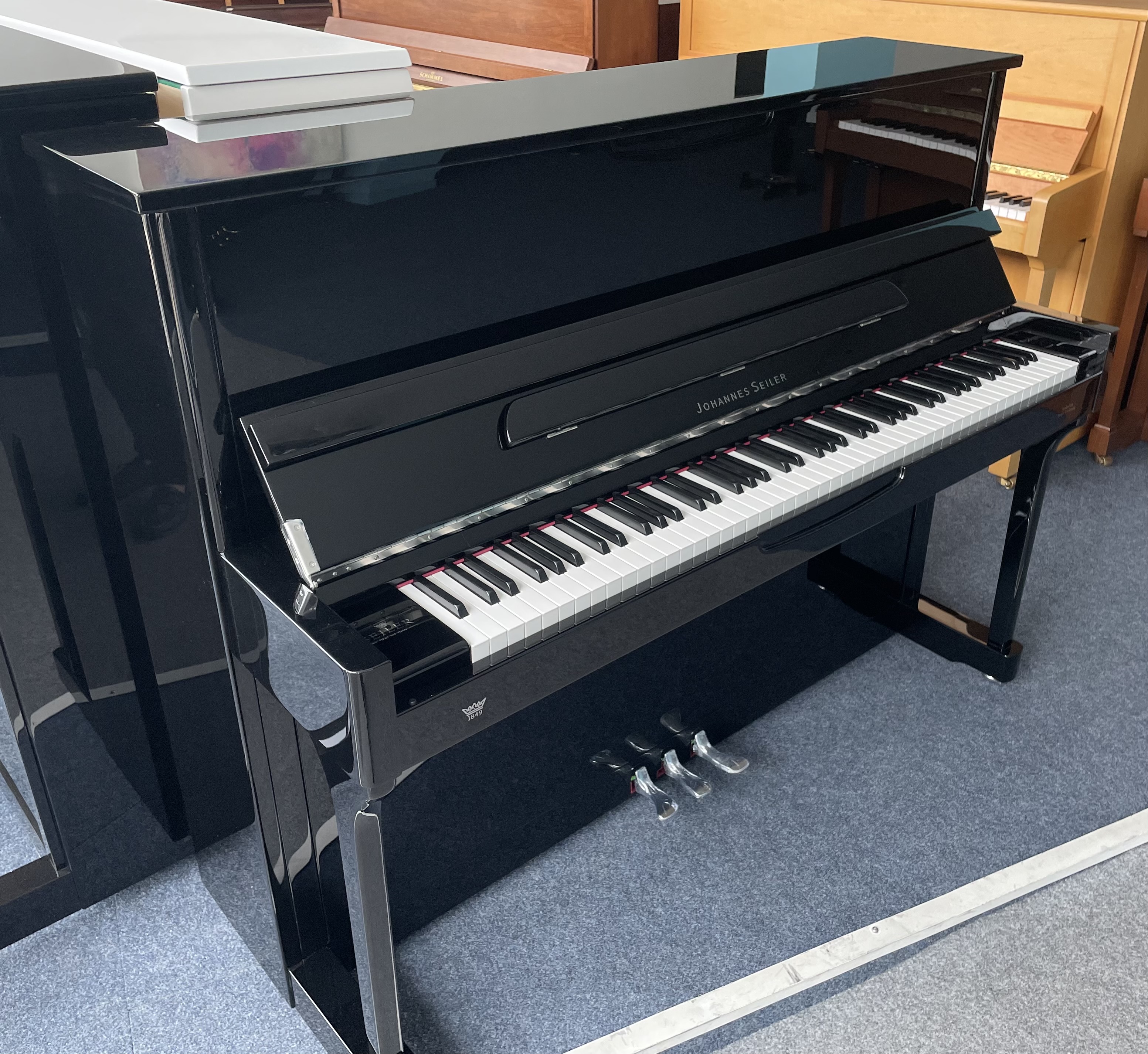 Johannes Seiler Tradition 118T Noir