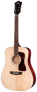 Guild D-40E (USA) + Etui
