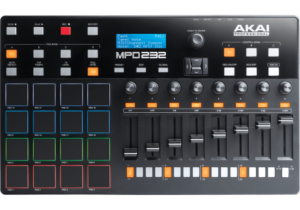 Akai Pro MPD232 (16 pads 8 faders 8 potentiomètres)
