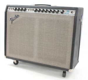 Location Ampli Guitare Fender Twin Reverb 1977 (100watts à Lampes)