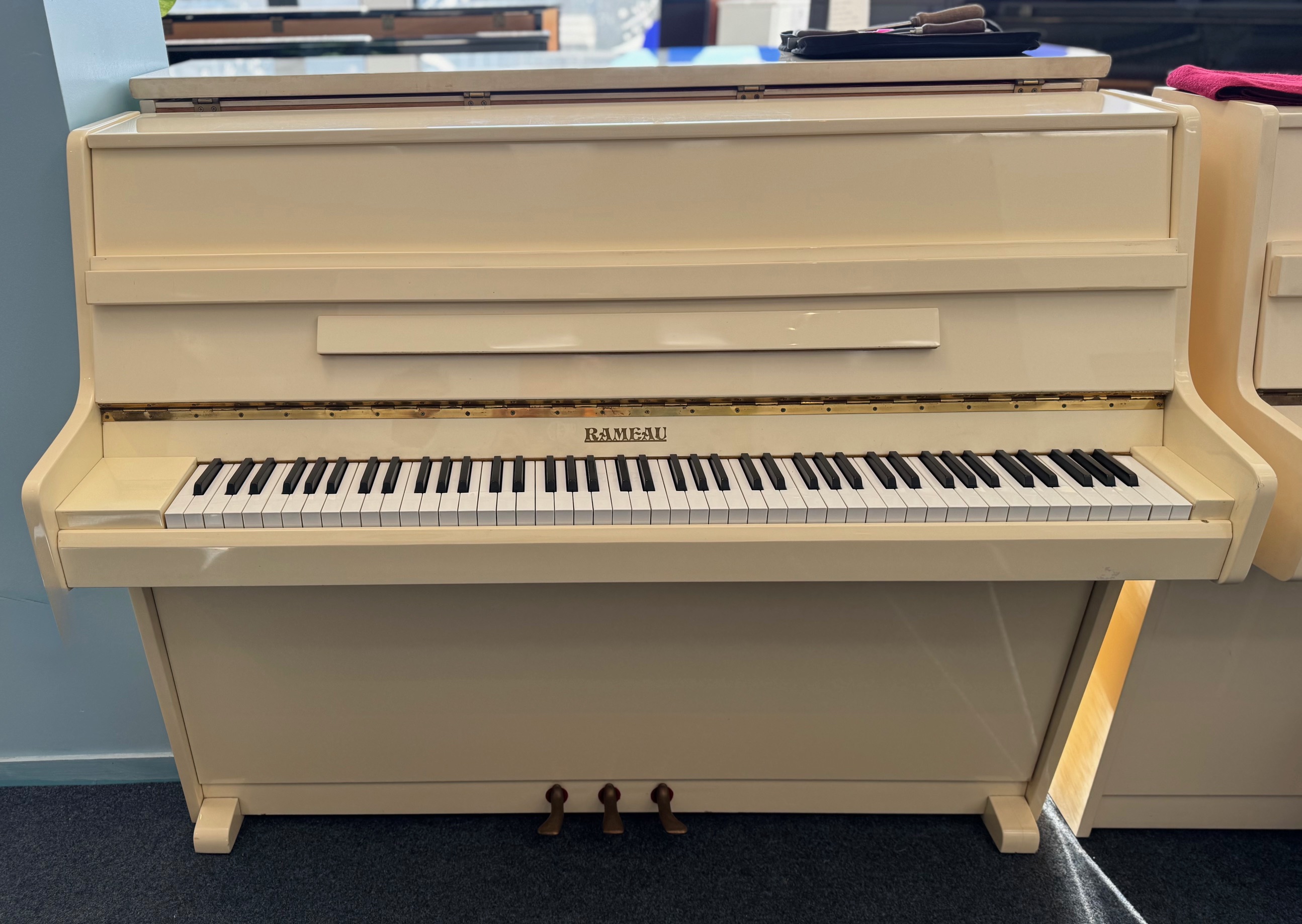 Occasion Rameau 115 Ivoire 2 (Piano droit) France