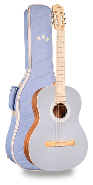 Cordoba Protege C1 Matiz Pale Sky + Housse