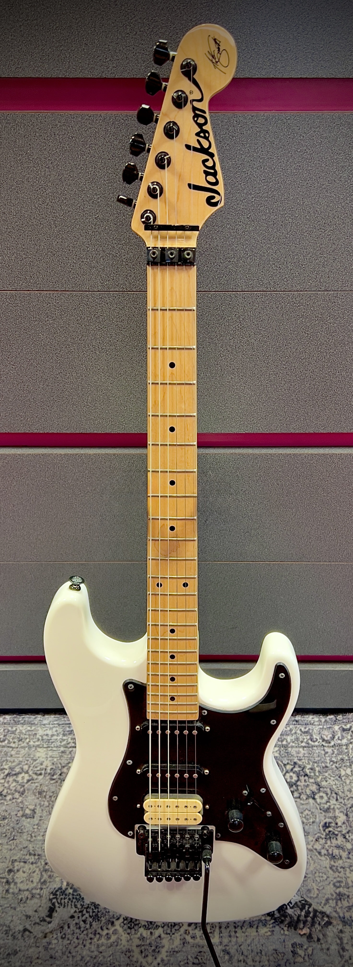 Occasion Jackson Adrian Smith SDX MN SW